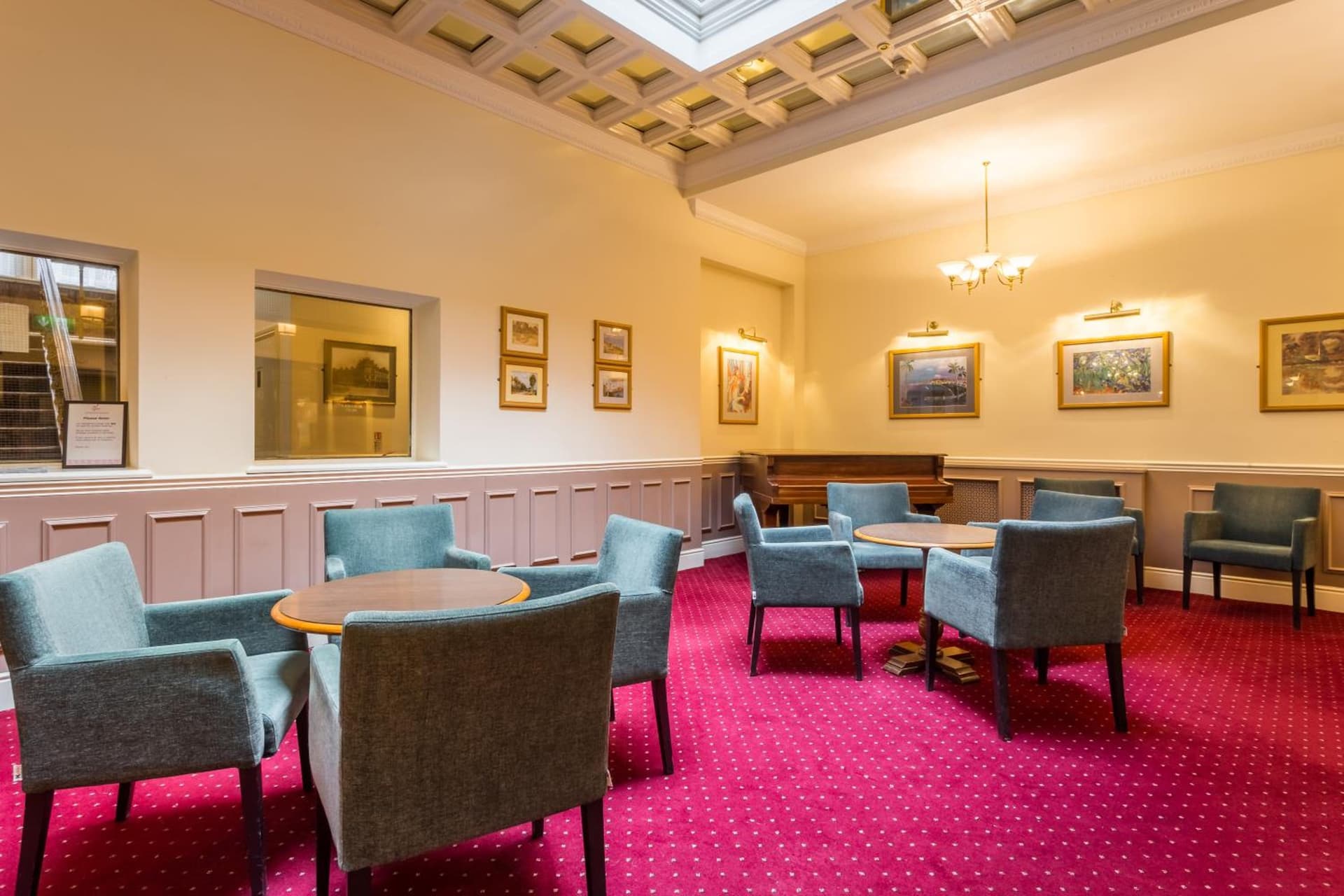 The County Hotel