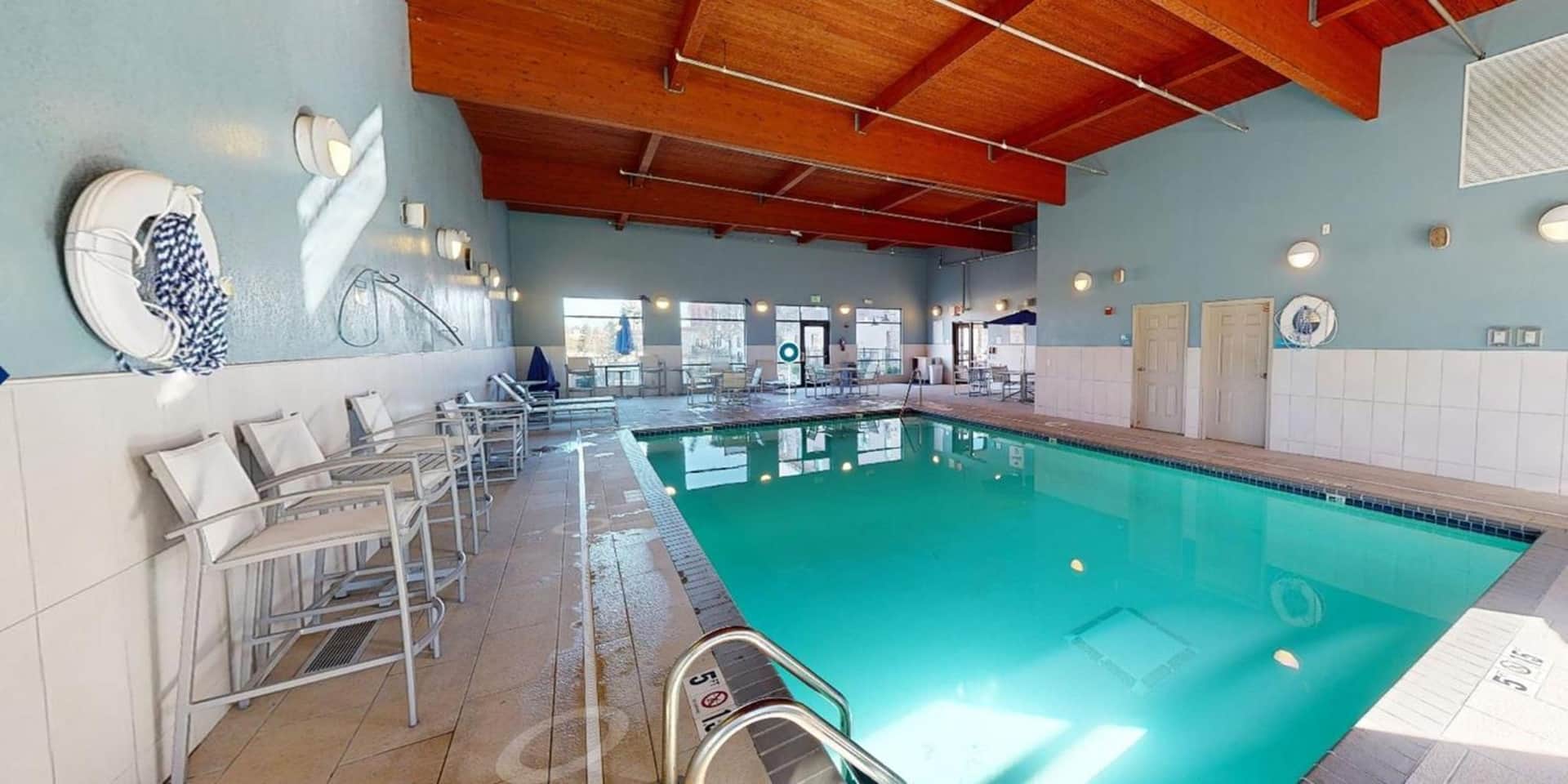 Holiday Inn Express & Suites Minneapolis (Golden Valley)