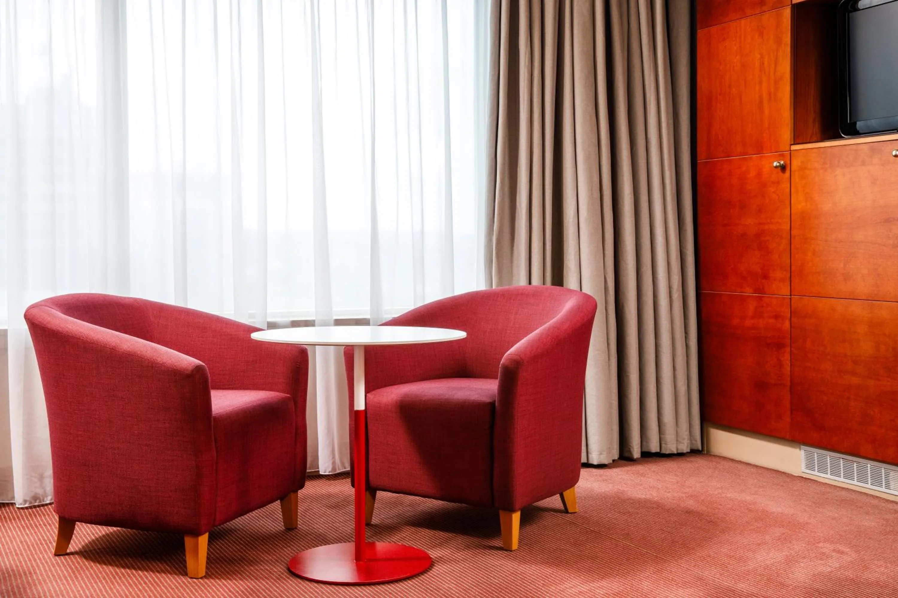 Holland House Hotel Cardiff By Sunday