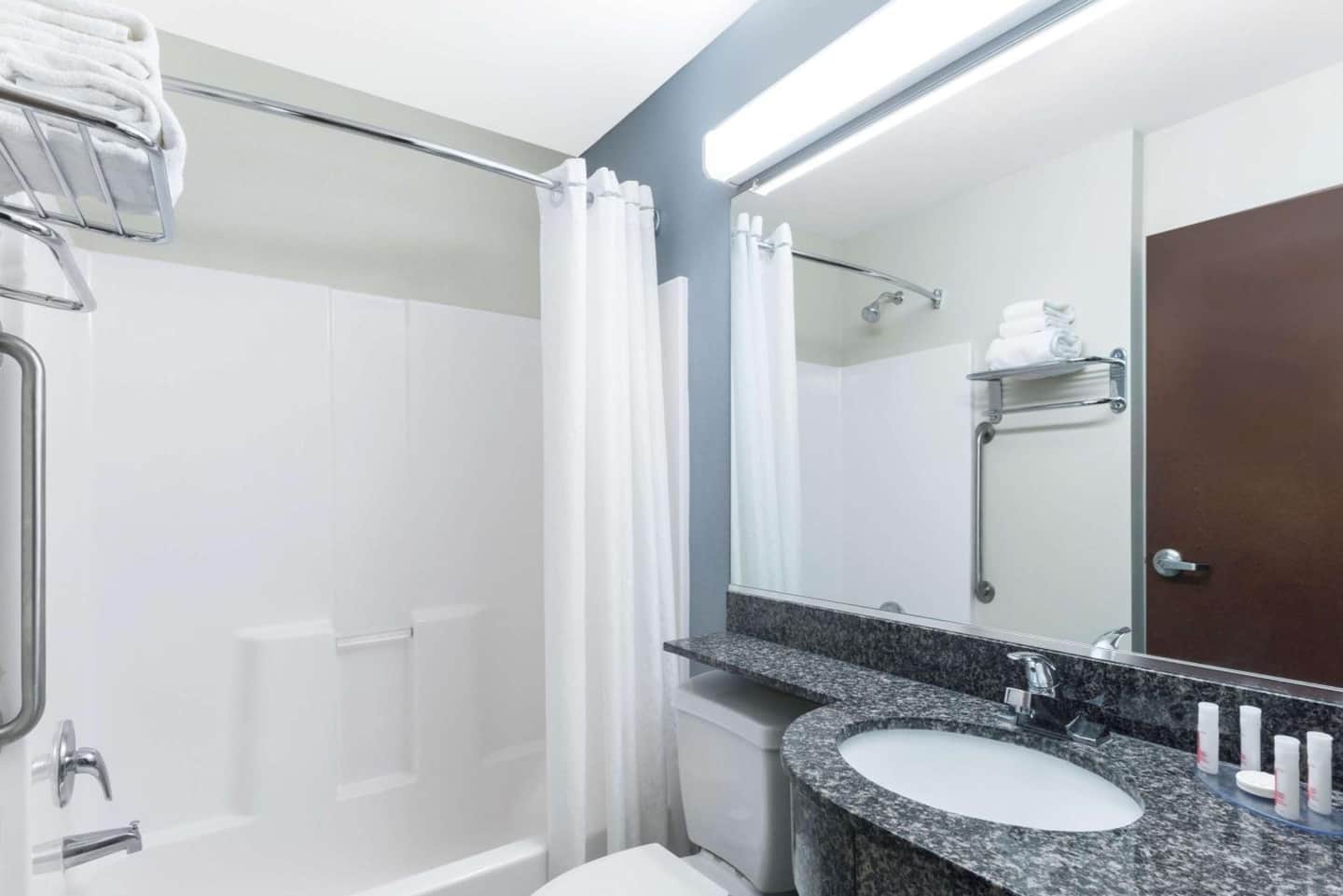 Microtel Inn & Suites by Wyndham Baton Rouge Airport