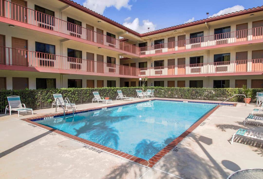 Inn of America - Palm Beach Gardens