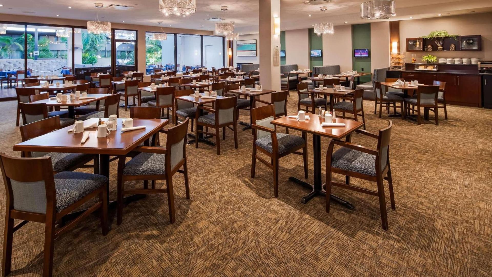 Radisson Hotel Montreal Airport