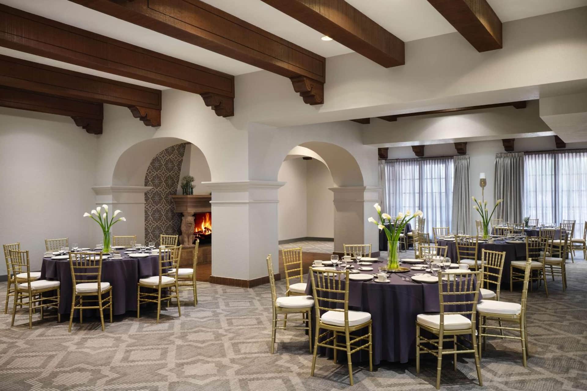 DoubleTree by Hilton Hotel Austin