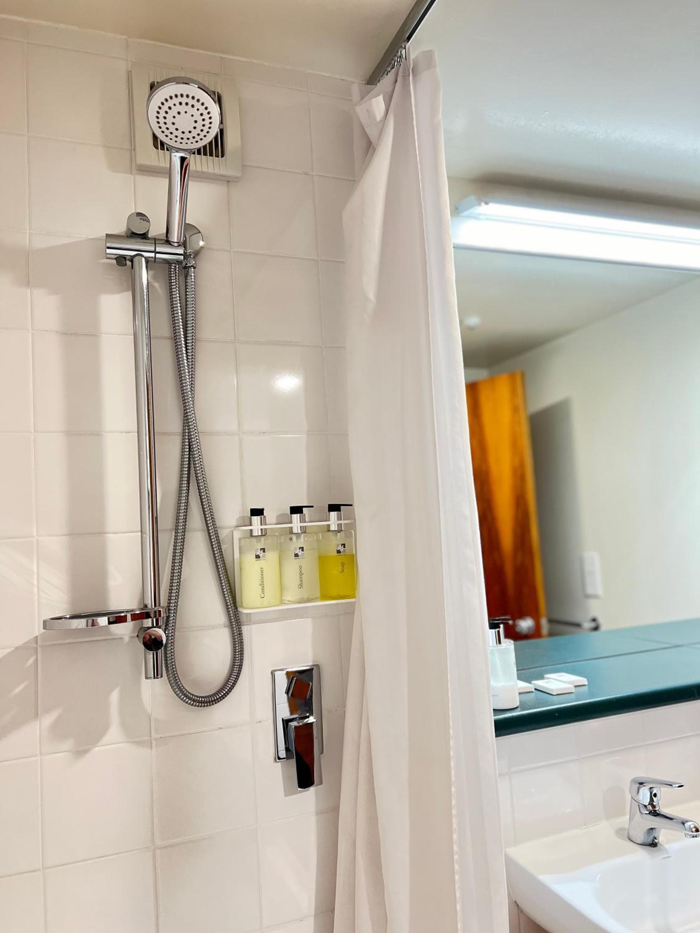 Swiss-Belresort and Villas Coronet Peak