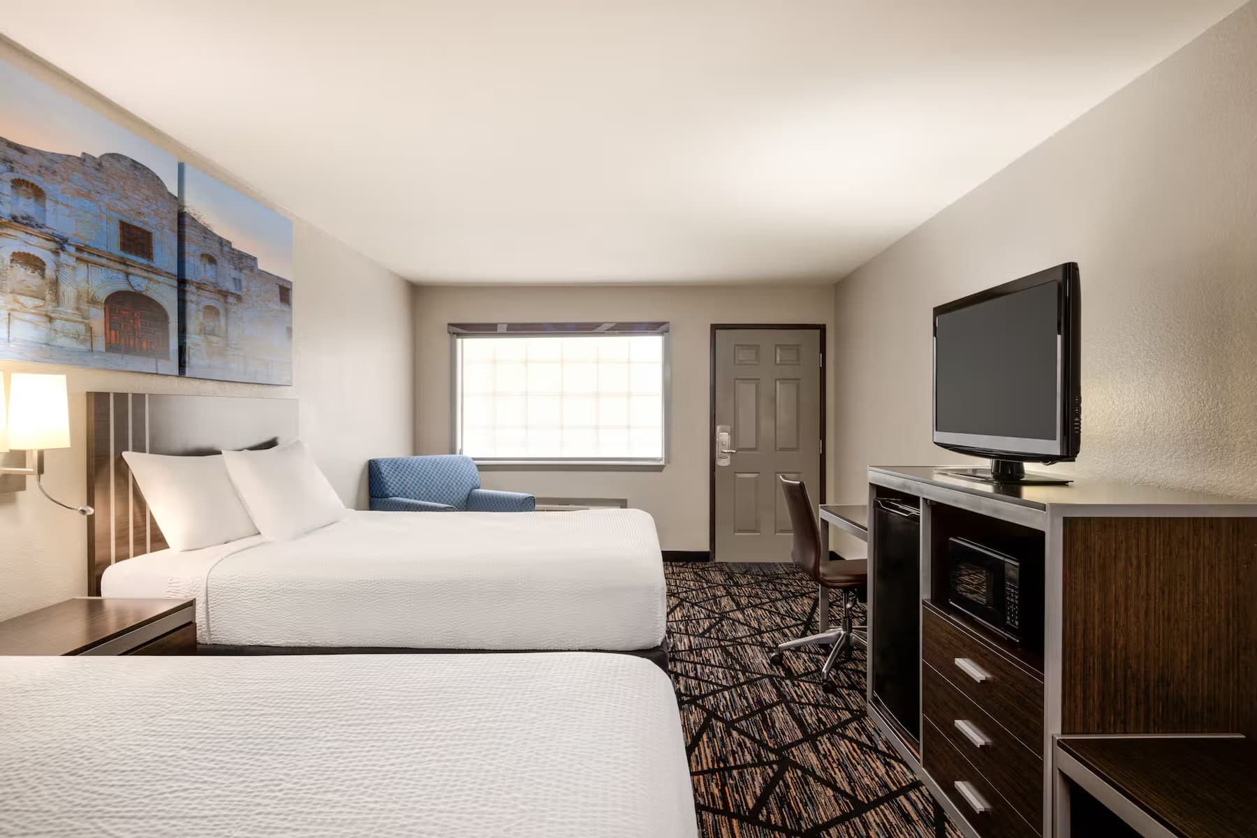Days Inn by Wyndham San Antonio Near Fiesta Park