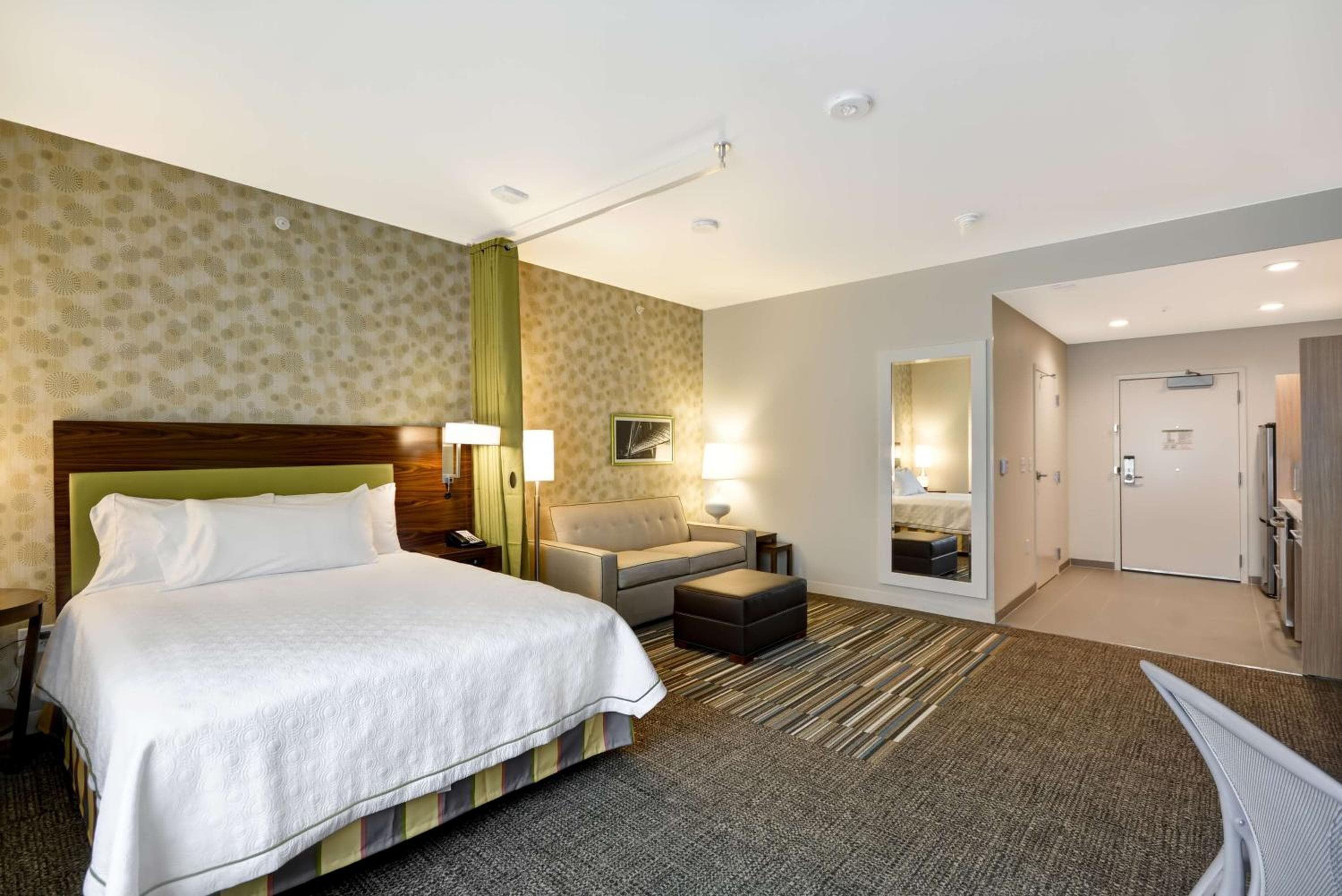 Home2 Suites by Hilton Dallas Downtown at Baylor Scott & White
