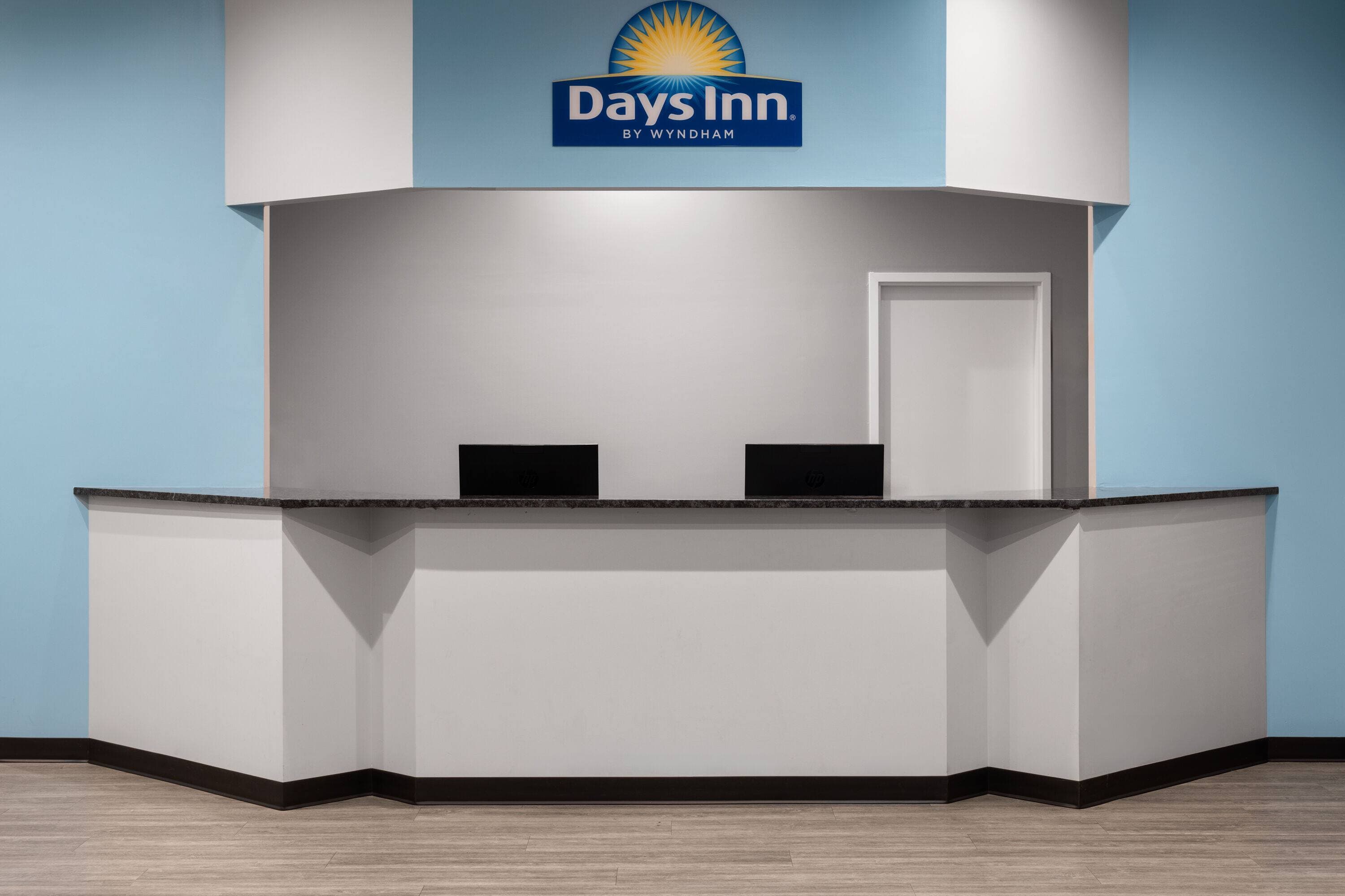 Days Inn by Wyndham Frederick