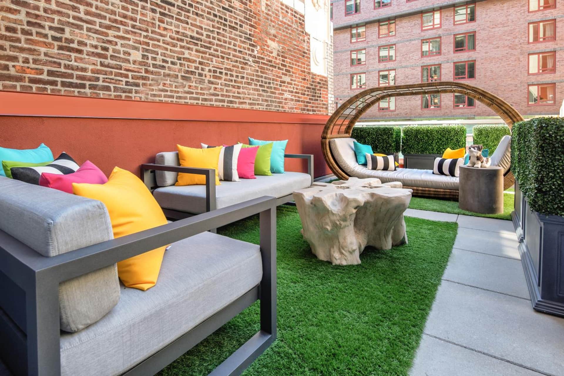 Staypineapple, An Artful Hotel, Midtown New York