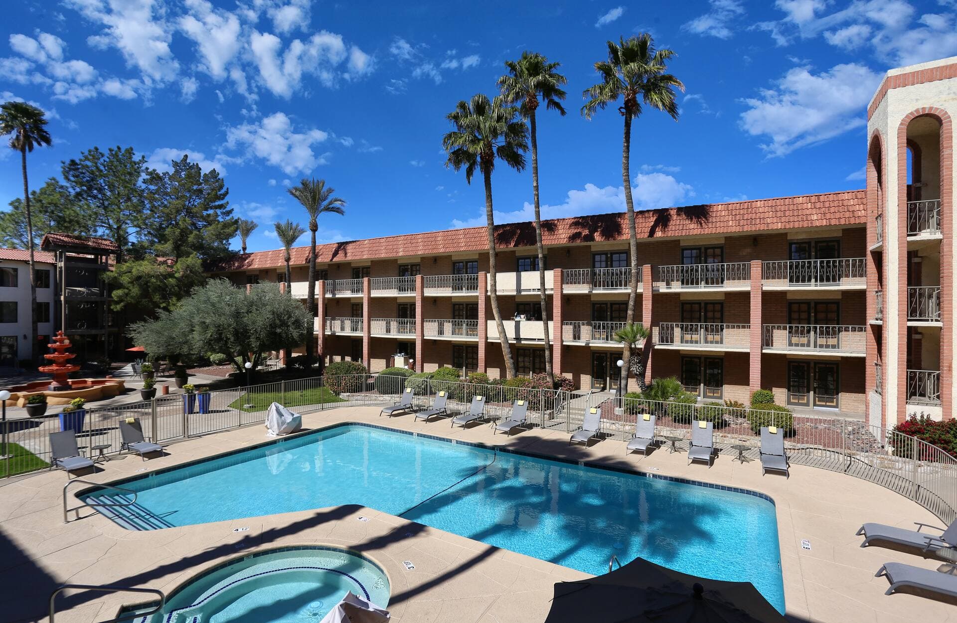 DoubleTree Suites by Hilton Tucson Airport