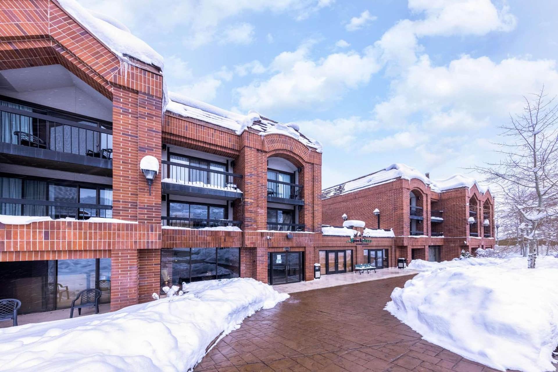 Park Plaza Resort, Ascend Hotel Collection