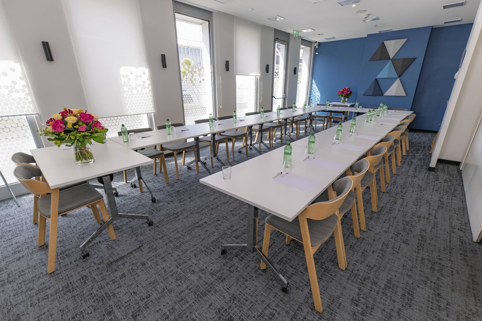 Holiday Inn Express Geneva Airport by IHG