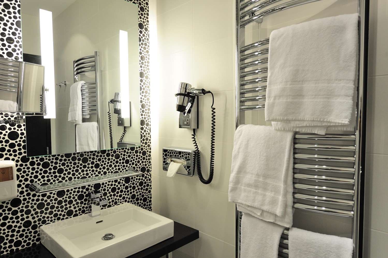 Kyriad Prestige Perpignan Centre Gare