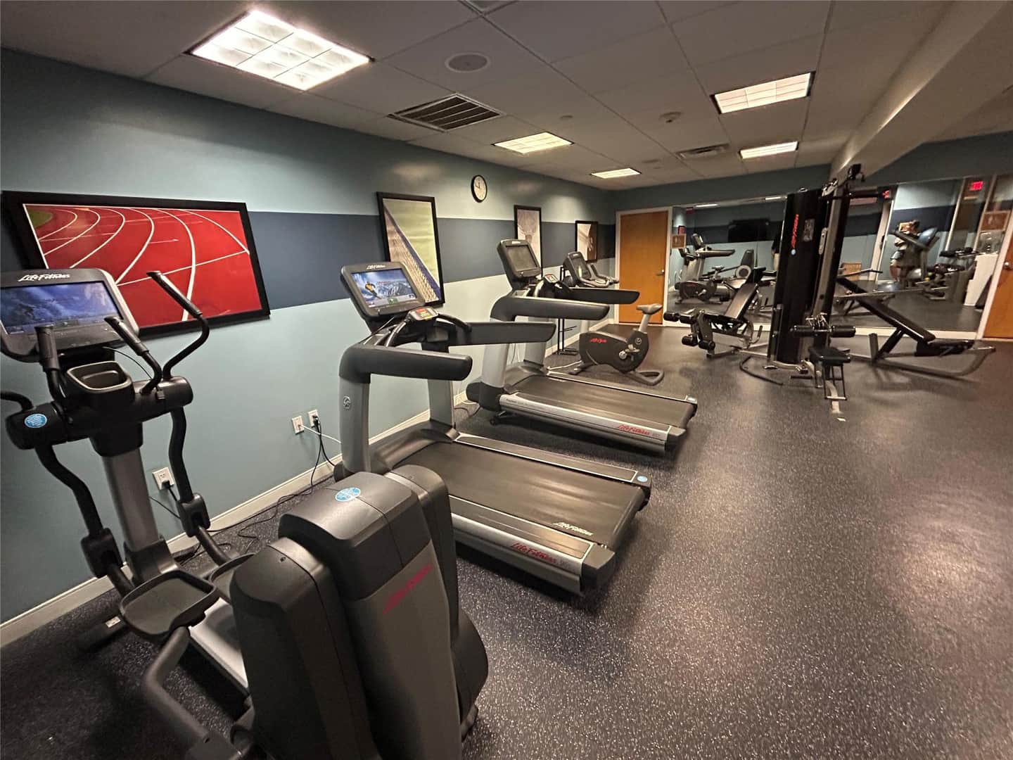 Best Western Premier Plainview-Long Island Hotel