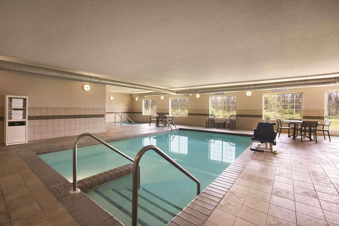 Country Inn & Suites by Radisson, Green Bay North