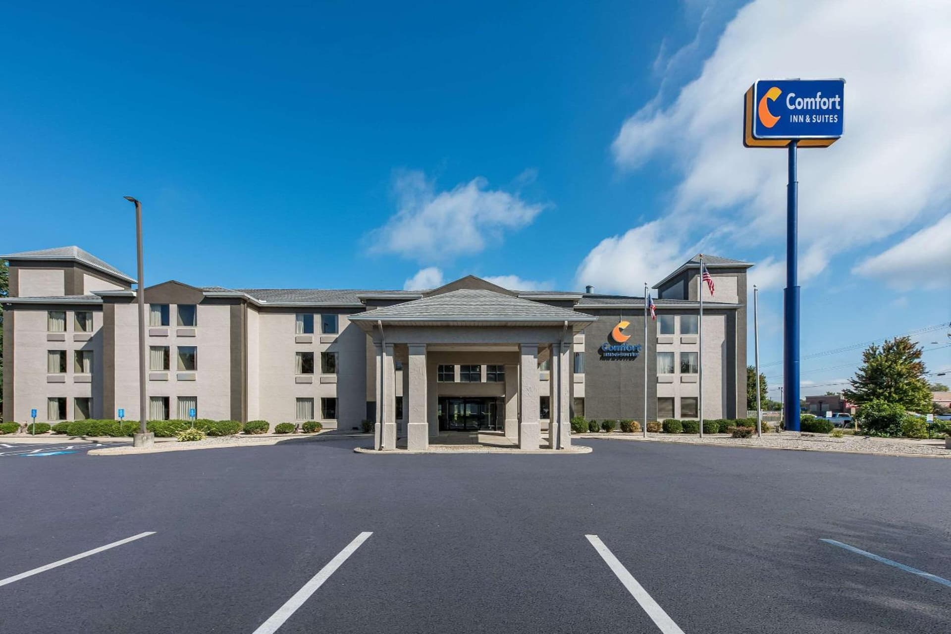 Comfort Inn & Suites Tipp City Dayton North I-75