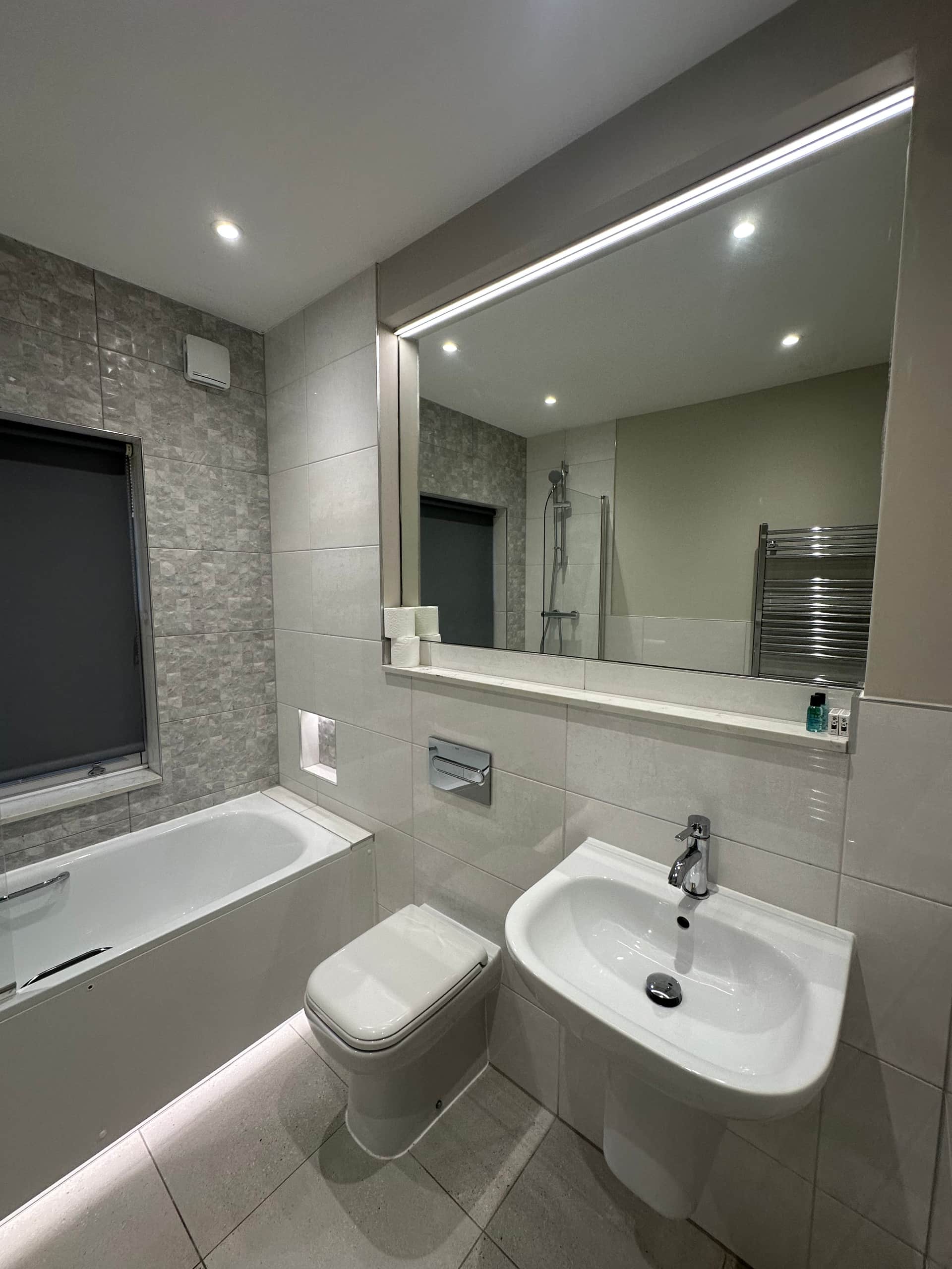 Wendover Arms Hotel