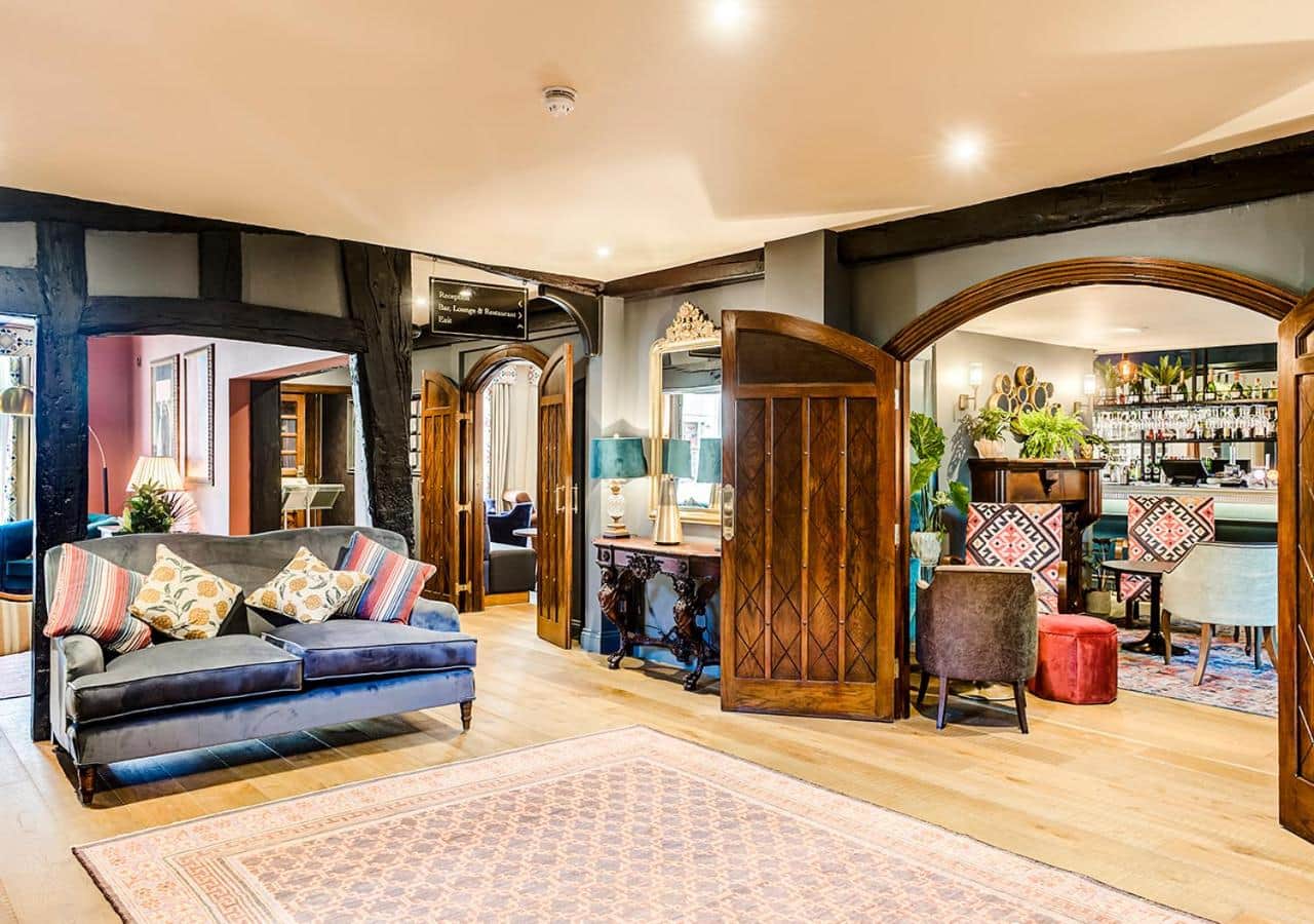 The George Hotel