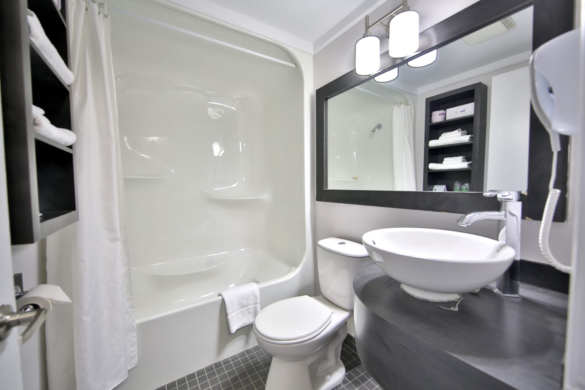 Motel Newstar Laval