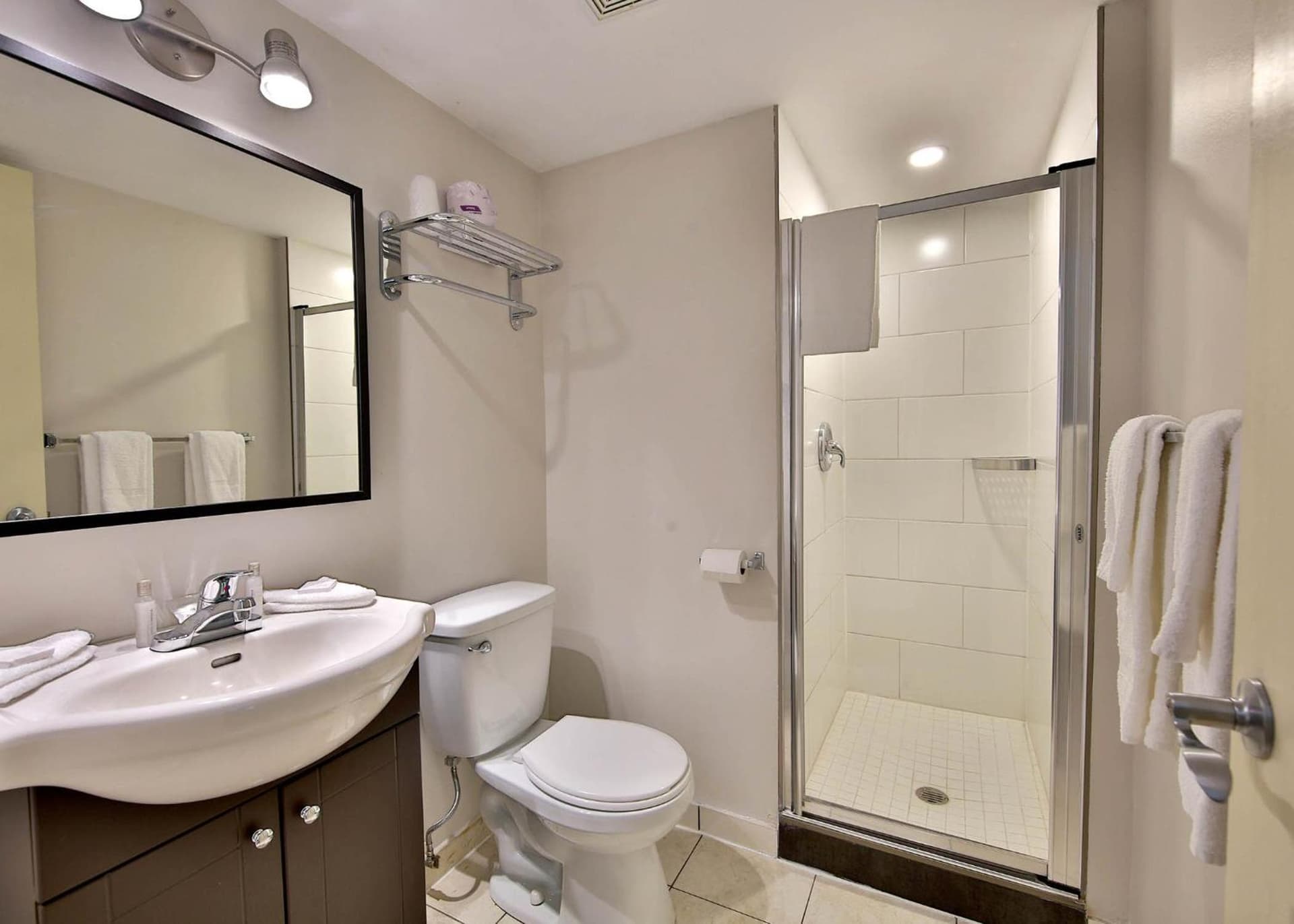 Hotel Newstar Montréal