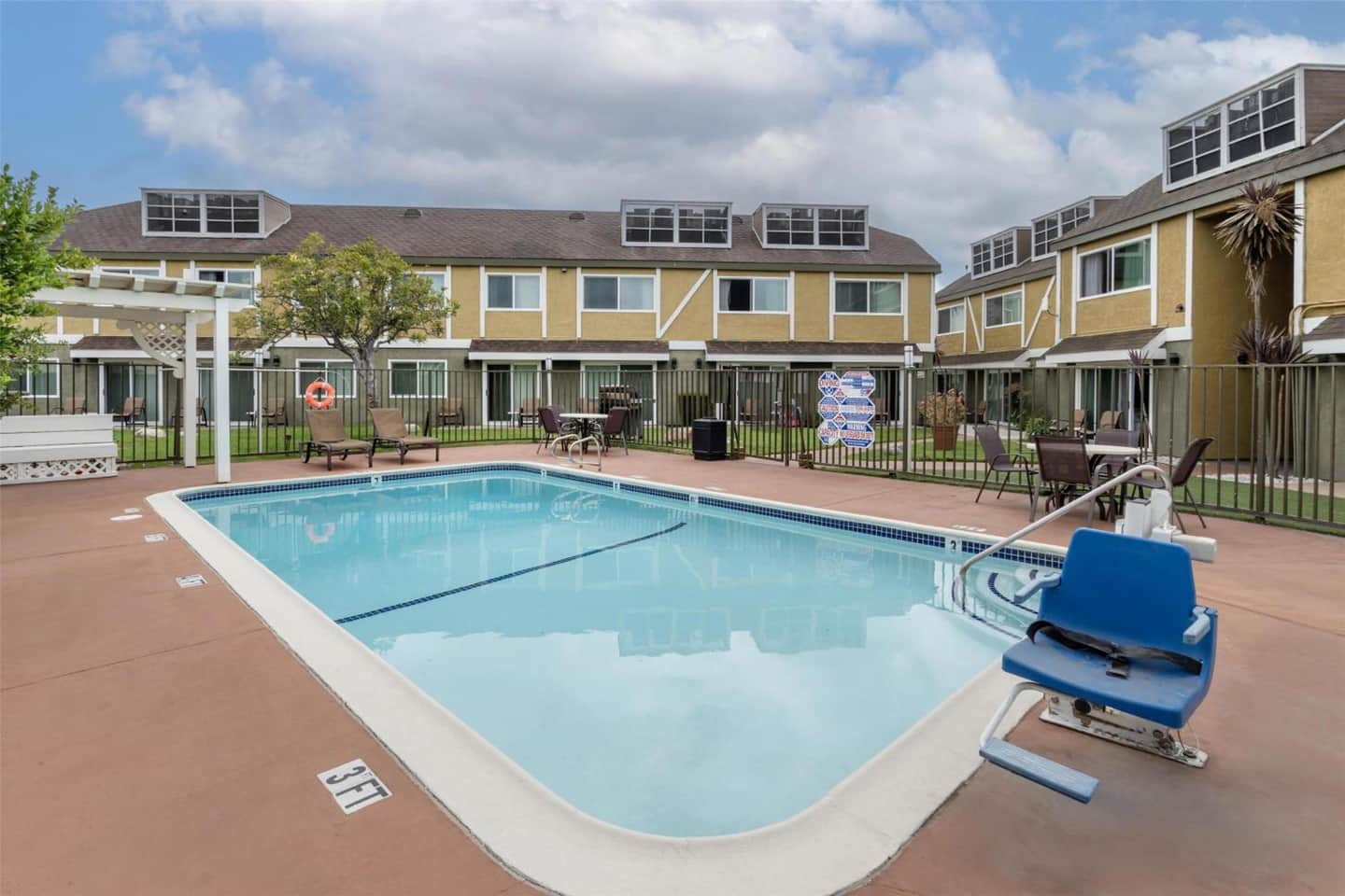 Best Western WESTMINSTER INN