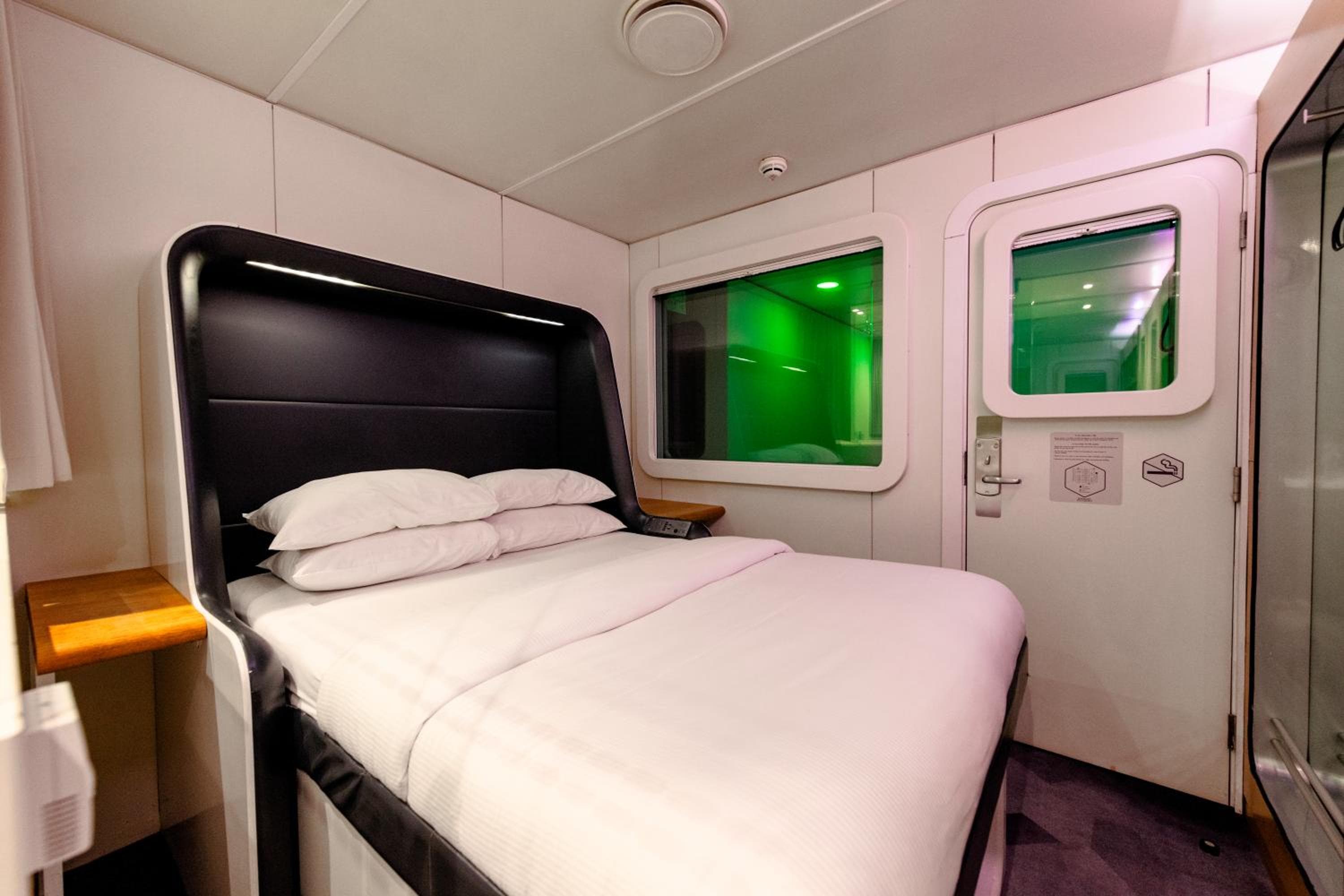 YOTELAIR London Gatwick Airport