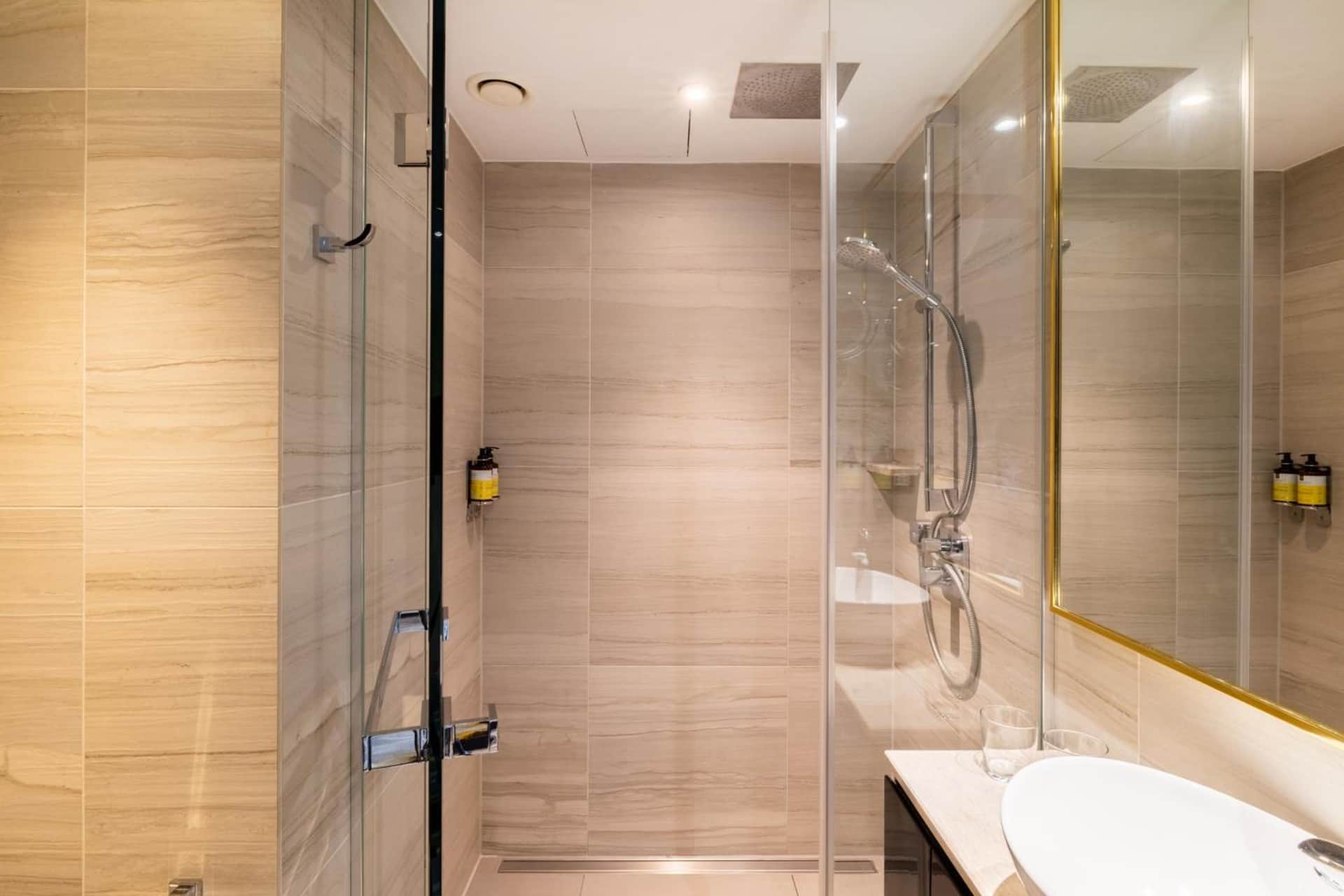 Leonardo Hotel London Aldgate