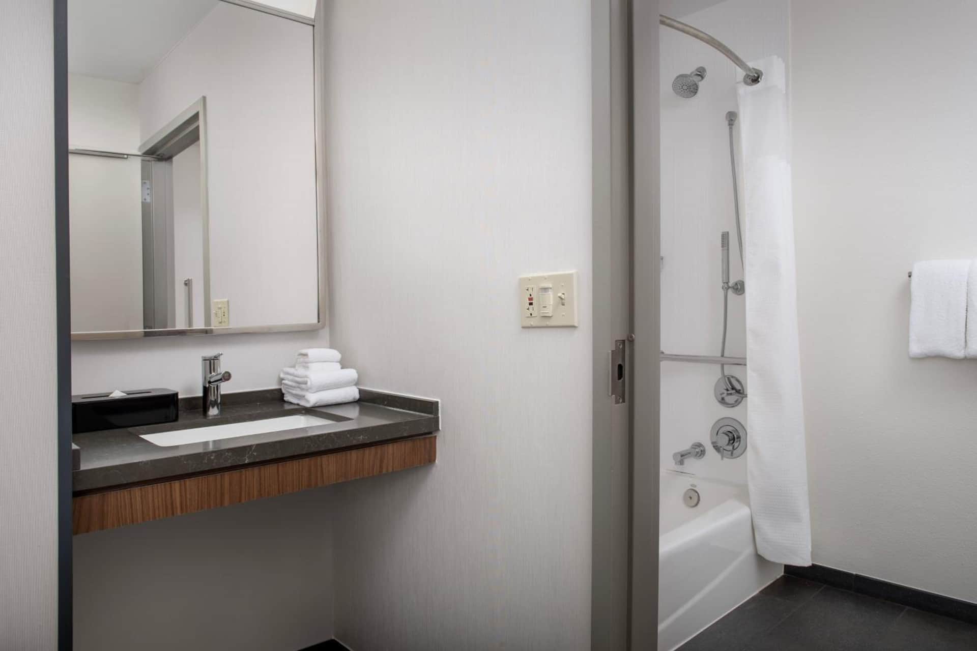 Courtyard by Marriott San Diego Carlsbad