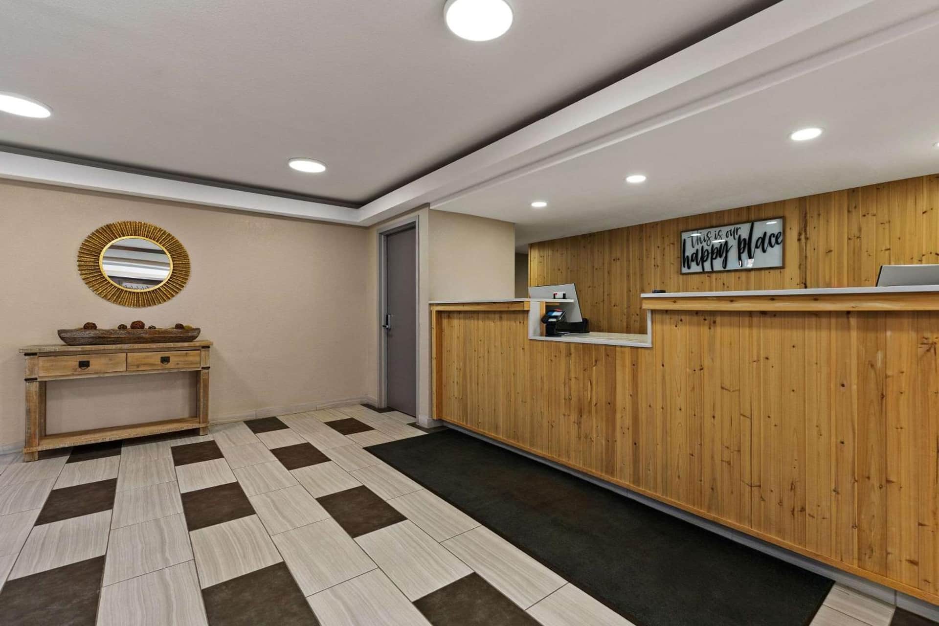 Econo Lodge Rockford Casino Area
