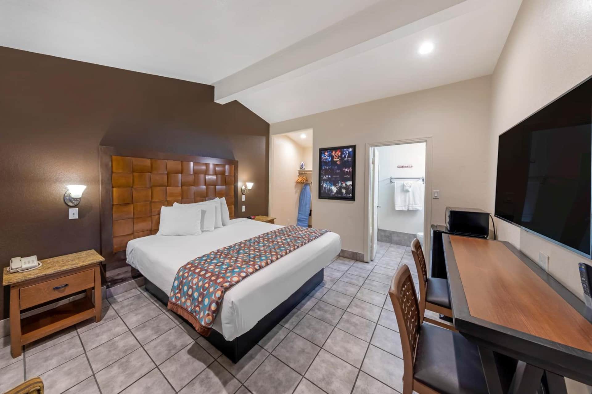 Anaheim Discovery Inn & Suites At The Park