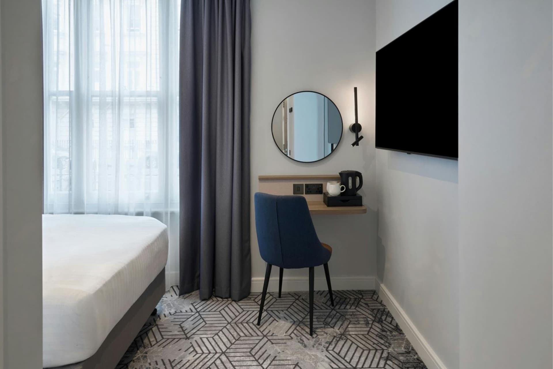 Four Points Flex by Sheraton London Victoria