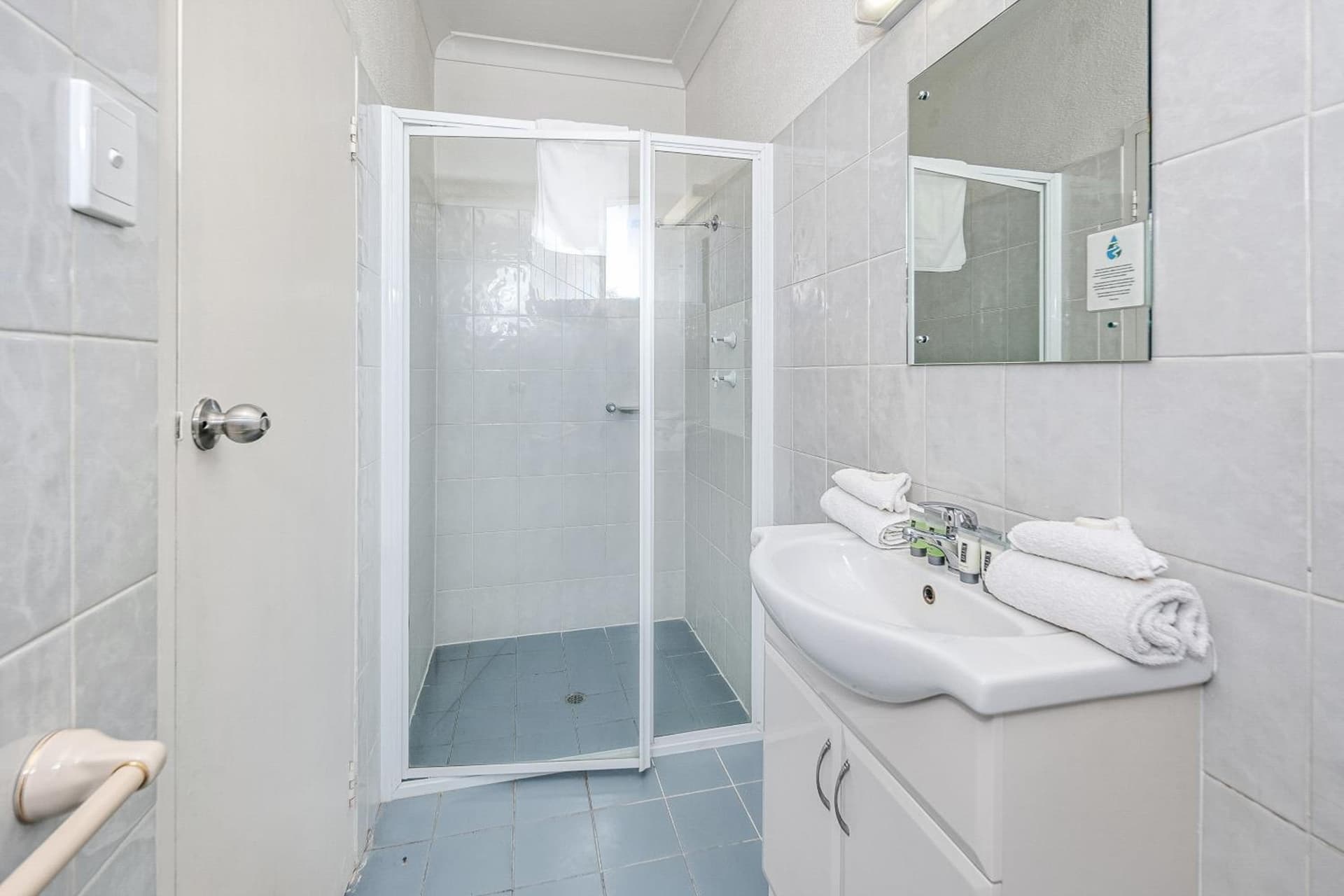 greet Hotel Alice Springs