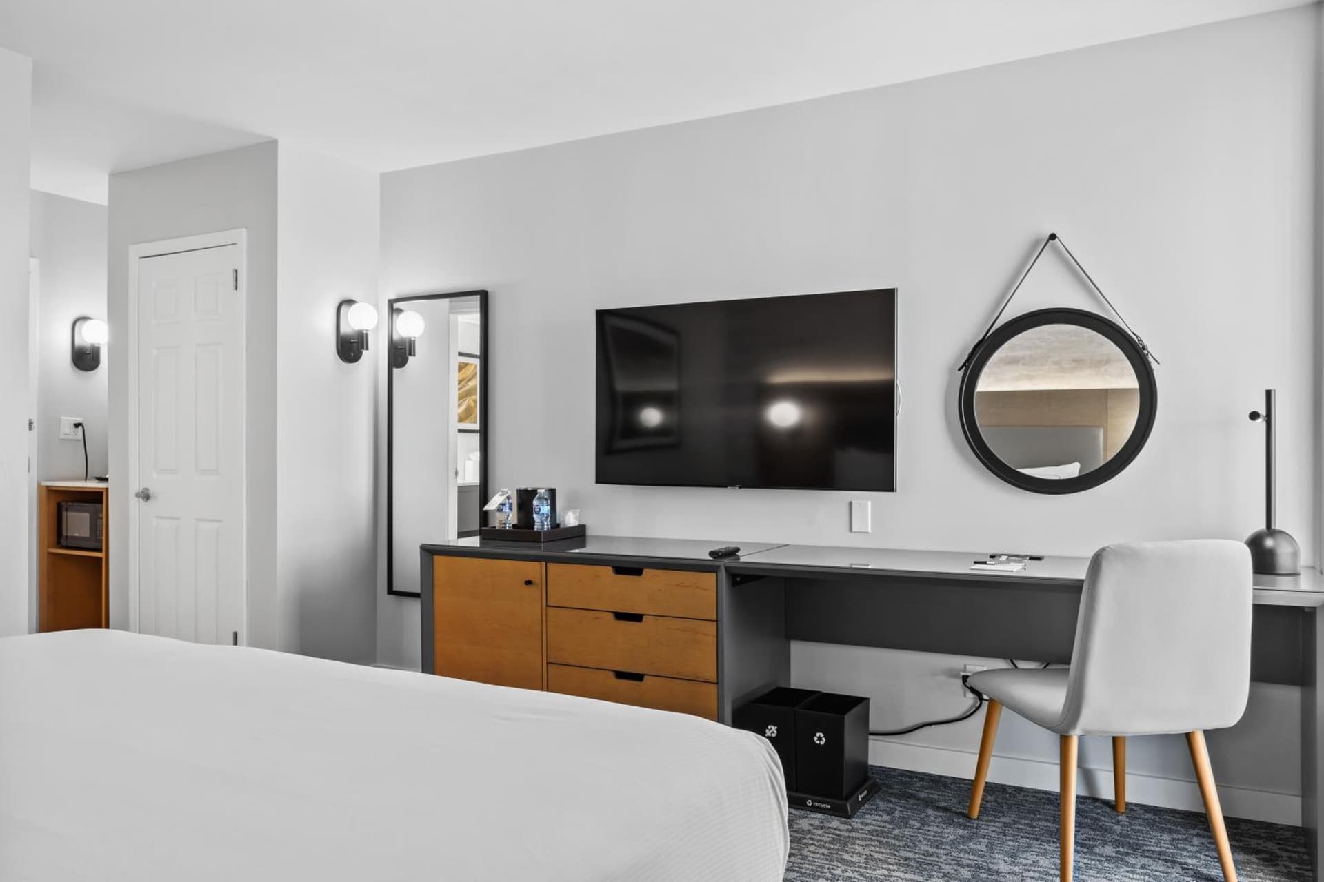 DoubleTree by Hilton New York JFK Airport