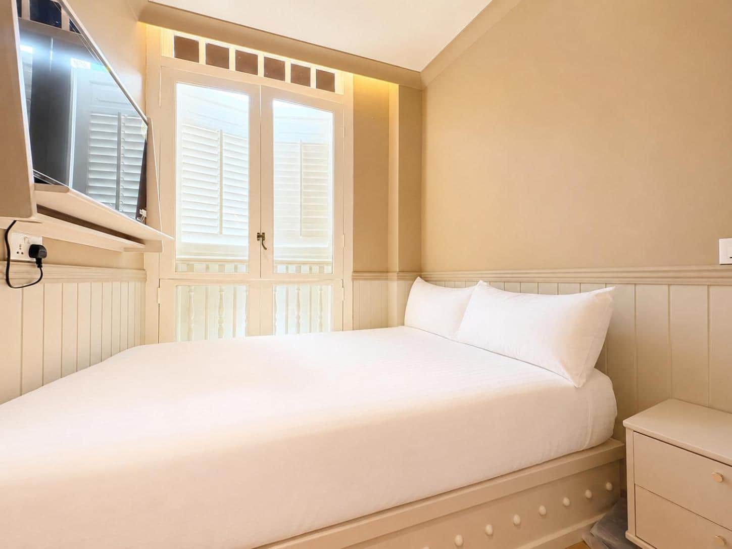 Aura Opera House Chinatown (Newly Renovated)