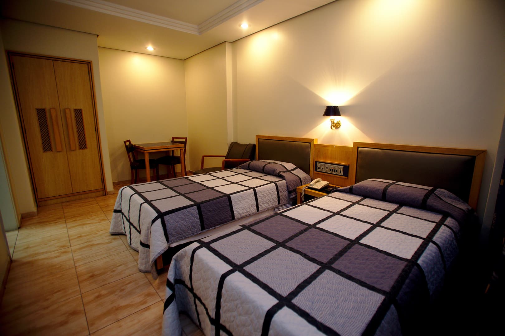 Hotel Columbia