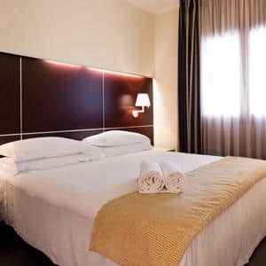 Home Club Suite Hotel