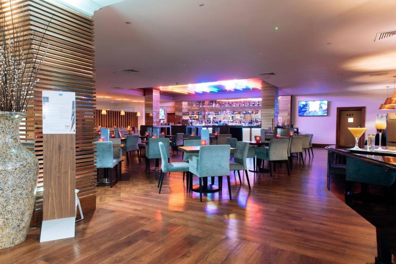 Renaissance London Heathrow Hotel