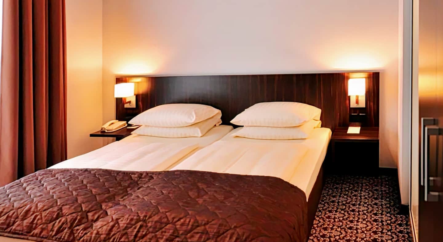 Ramada Frankfurt City Centre and Financial District