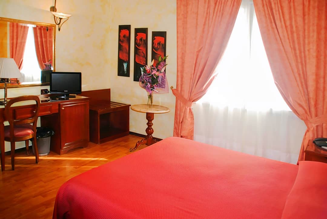 Hotel Vazzana