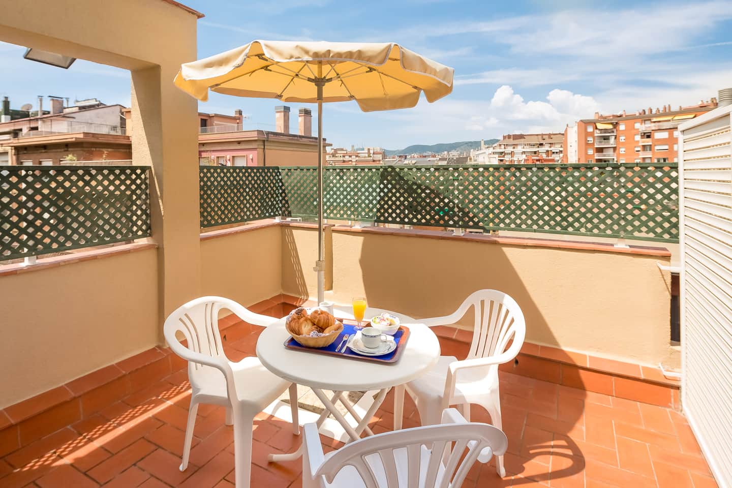 Aparthotel Bertrán