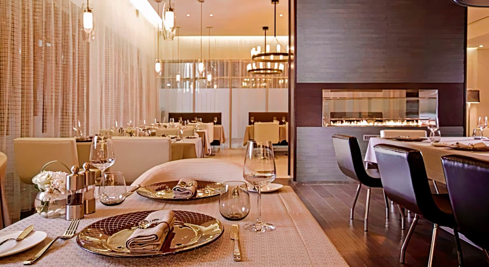 Pullman Dubai Jumeirah Lakes Towers - Hotel & Residence