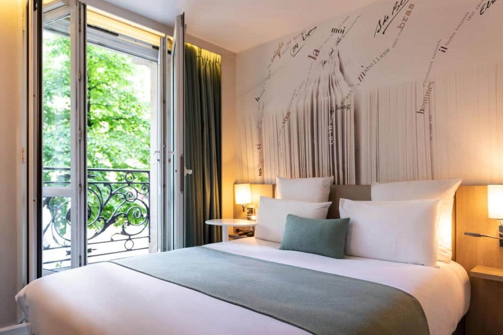 Mercure Paris Montparnasse Raspail Hotel
