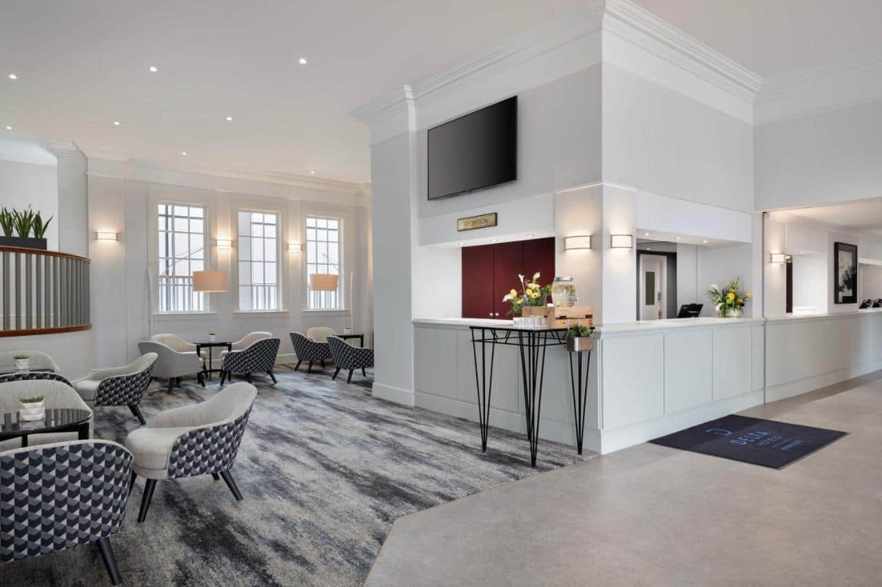 Delta Hotels by Marriott Heathrow / Windsor