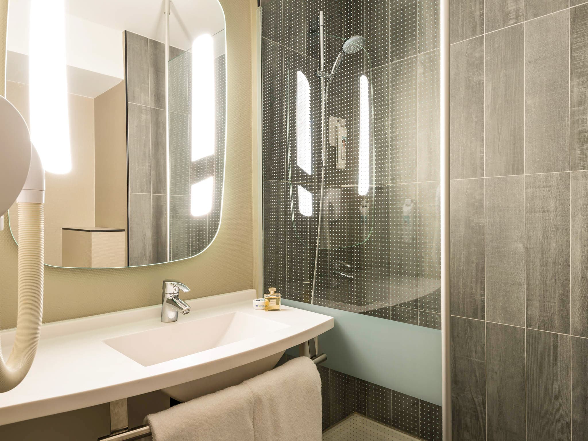 ibis Paris Gare du Nord Chateau Landon 10th