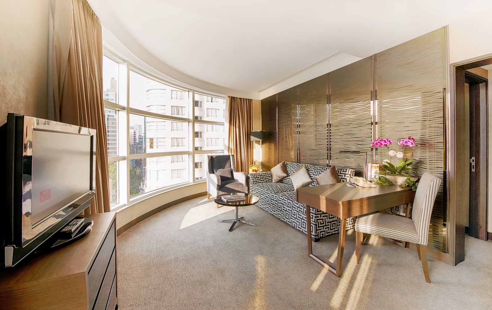 The Salisbury – YMCA of Hong Kong