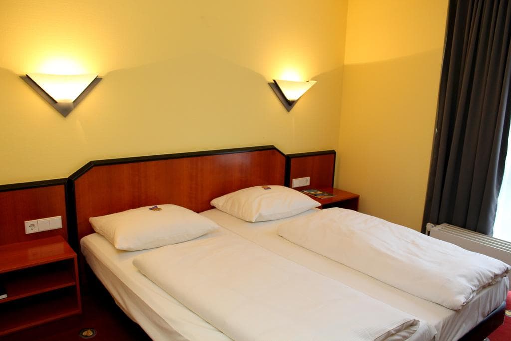 ACHAT Comfort Airport & Messe Stuttgart (Ex Golden Leaf Hotel Stuttgart Airport & Messe)