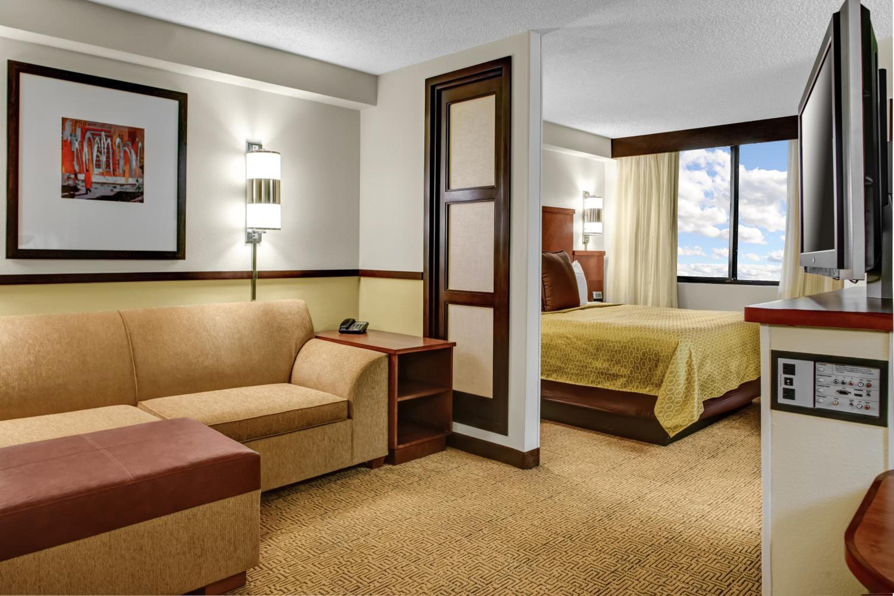 Hyatt Place Fort Lauderdale Cruise Port & Convention Center