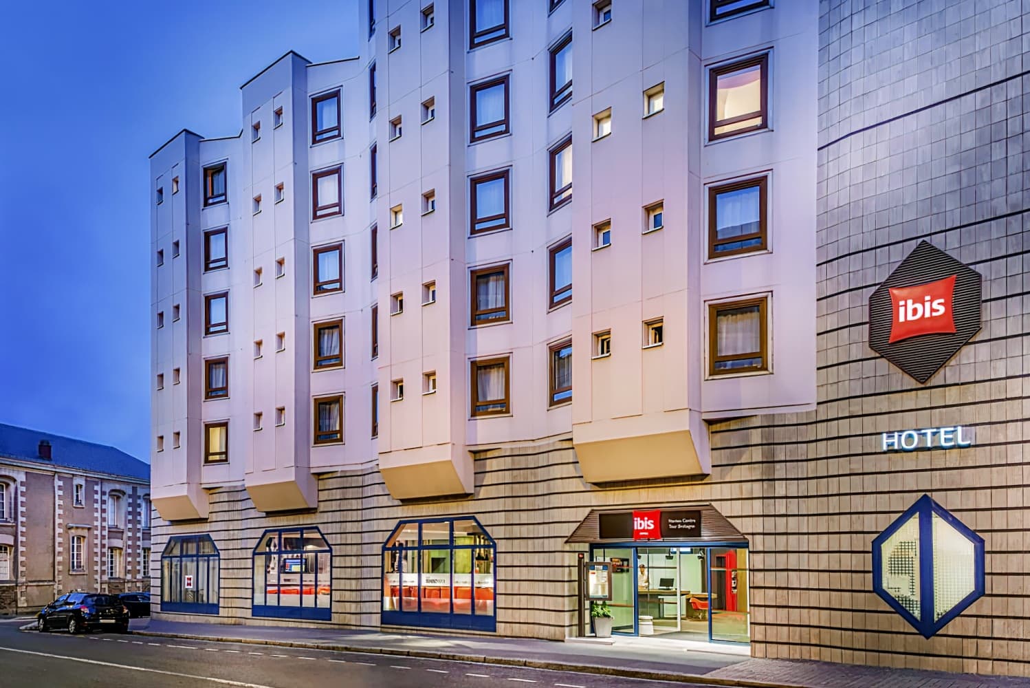 ibis Nantes Centre Tour Bretagne