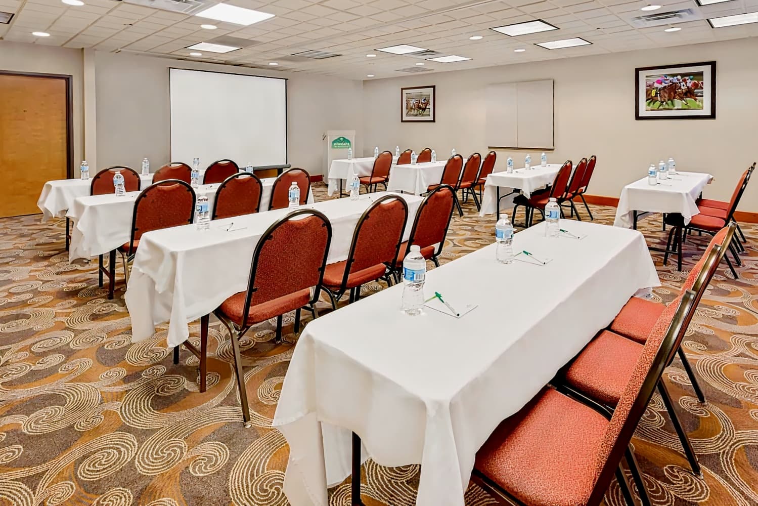 Wingate by Wyndham Arlington Heights