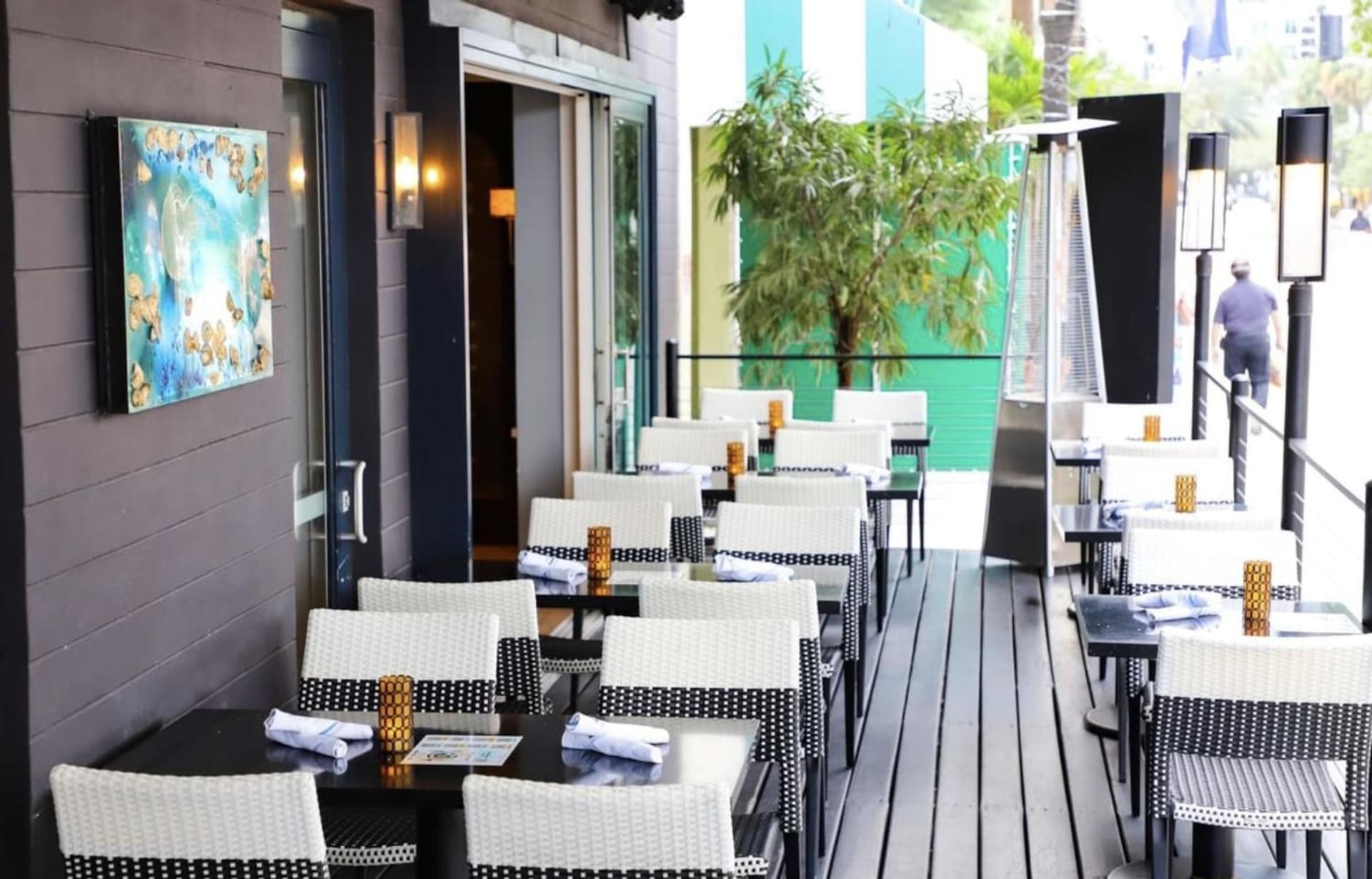 Riverside Hotel