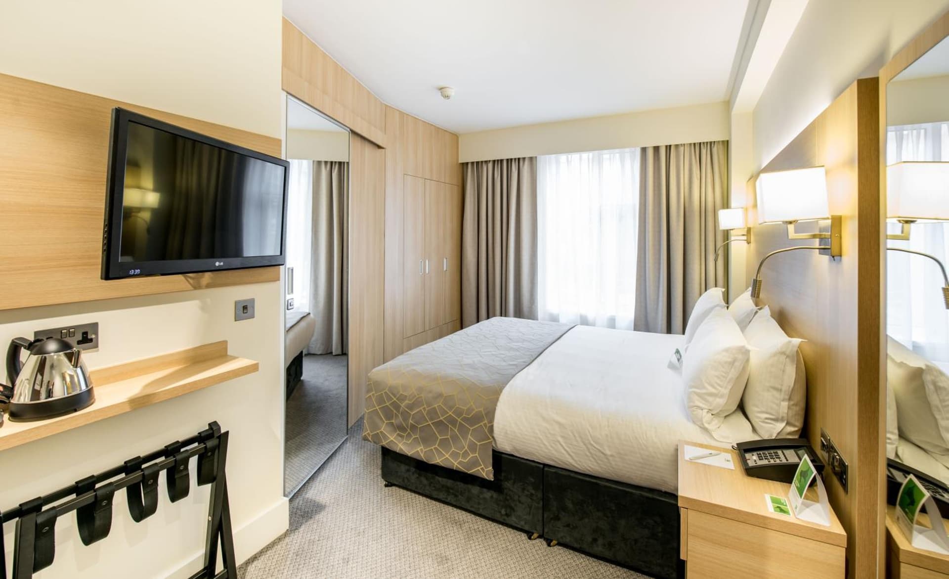 Holiday Inn London Kensington High Street